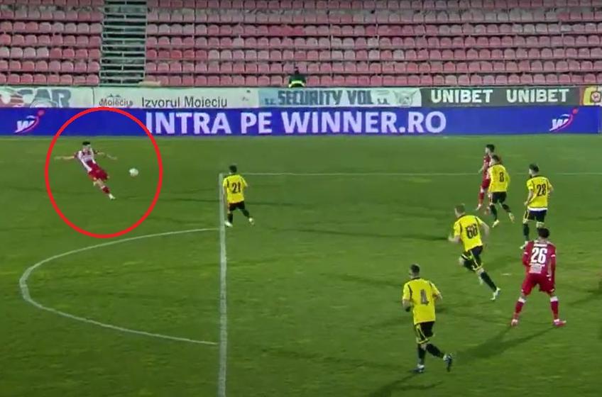 Steliano Filip (26 de ani, fundaș stânga) a deschis scorul în partida FC Voluntari - Dinamo cu un supergol.