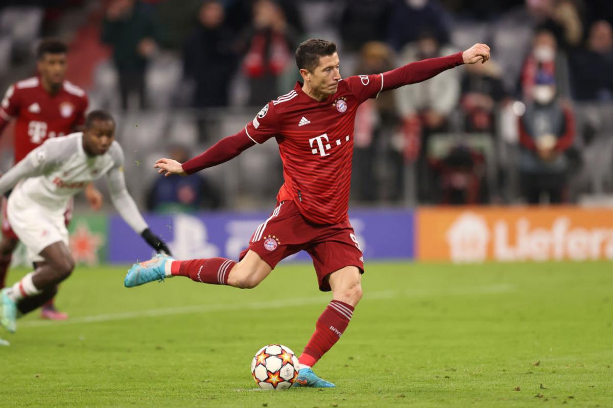 Robert Lewandowski, omul recordurilor în Liga Campionilor » Bornele uluitoare atinse după hattrick-ul cu Salzburg
