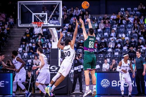 U-BT Cluj Napoca a cedat pe teren propriu în fața celor de la Unicaja Malaga, scor 70-86 / Sursă foto: Facebook @Unicaja Baloncesto