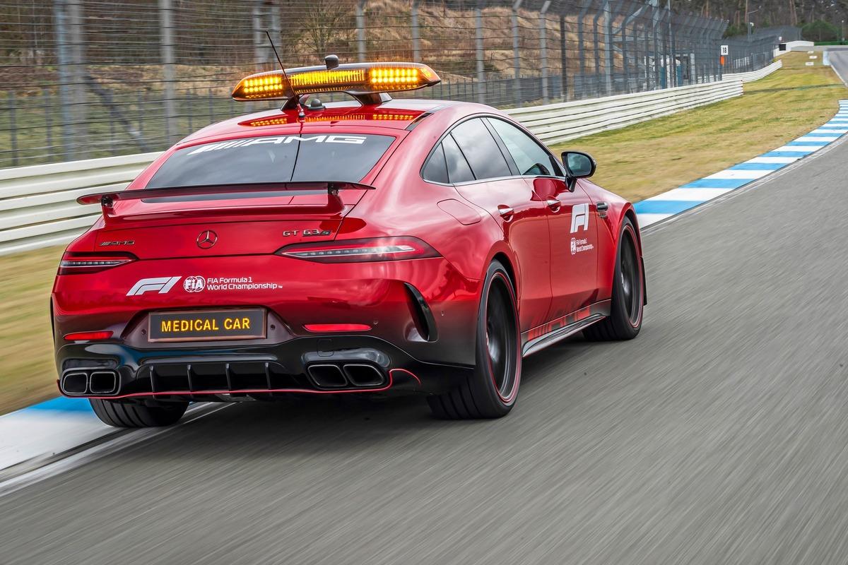 Formula 1 a prezentat Safety Car-ul Mercedes pentru sezonul 2022 » Un bolid de aproape 300.000 de dolari!