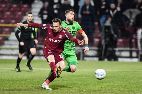 Gabriel Debeljuh a reușit un hat-trick cu Dinamo // foto: Imago Images