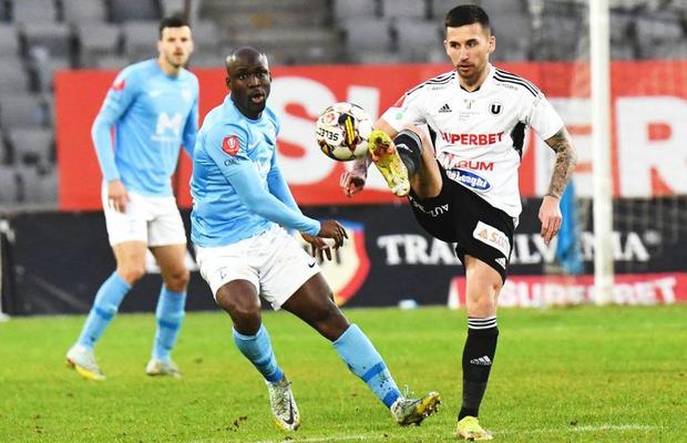 Antrenorul din Liga 1 putea fi înlocuit înaintea meciului de astăzi! Motivul pentru care a mai primit o șansă