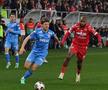 Imagini halucinante la Dinamo - UTA! Ultrașii s-au luat la bătaie pe gazon