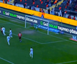 Alexandru Maxim, gol din afara careului // Capturi foto: X