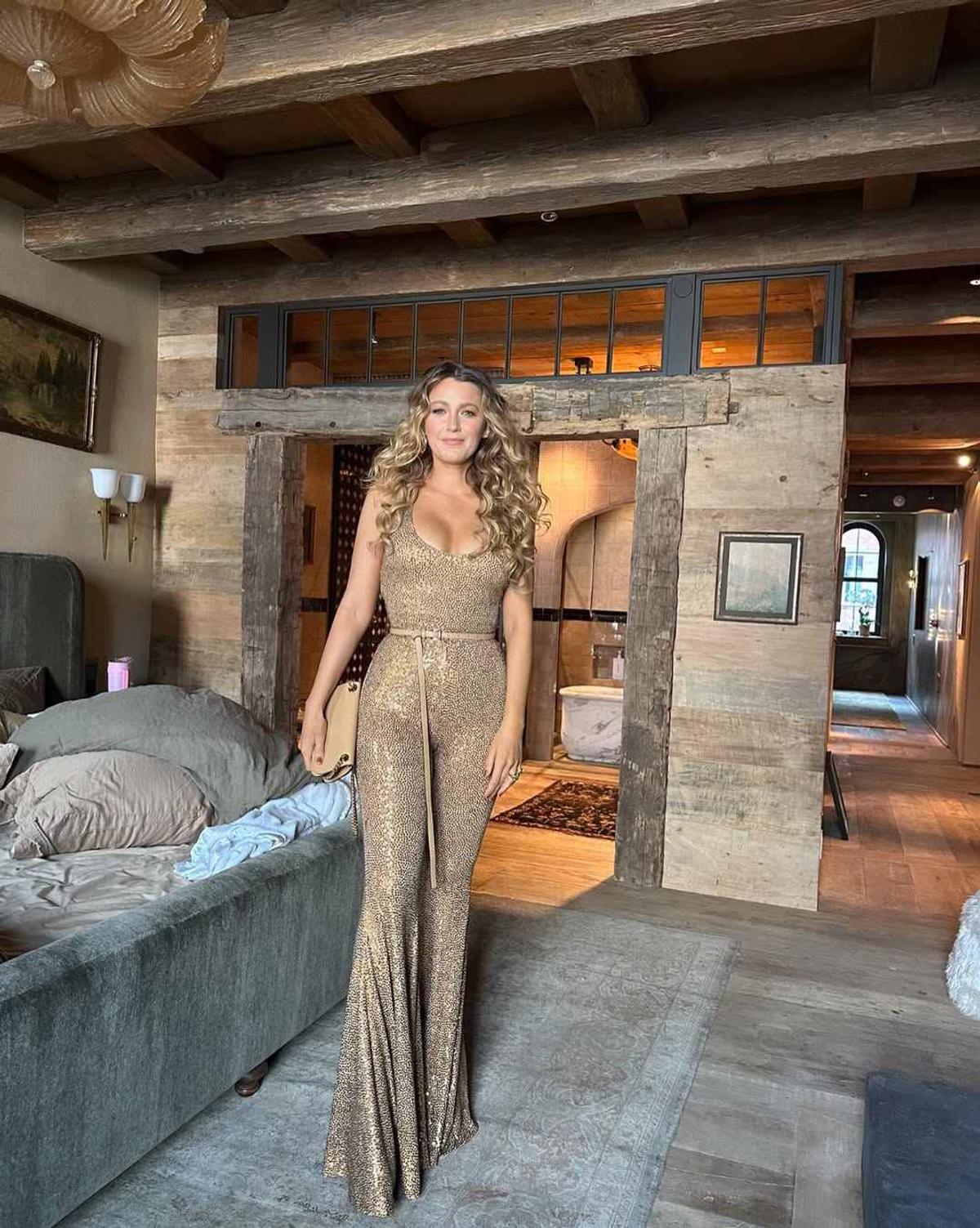 Blake Lively a atras toate privirile la meciul echipei lui Ryan Reynolds