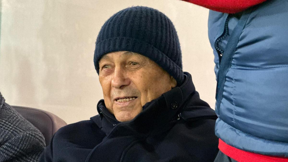 Mircea Lucescu, la prima apariție în public după spitalizare » Singurul om cu care a avut contact