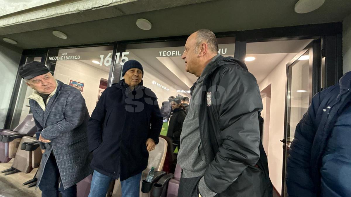 Mircea Lucescu, la prima apariție în public după spitalizare » Singurul om cu care a avut contact