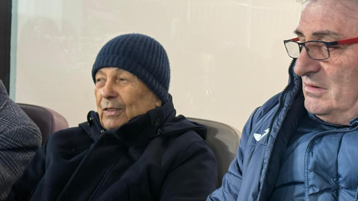 Mircea Lucescu, la prima apariție în public după spitalizare » Singurul om cu care a avut contact
