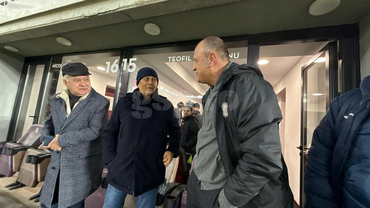 Mircea Lucescu, la prima apariție în public după spitalizare » Singurul om cu care a avut contact