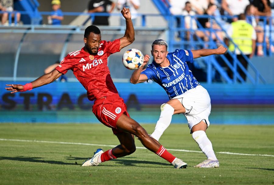 Farul este pe locul 3 în play-out, Foto: Imago Images Gică Hagi a cedat Farul! Gică Popescu, acționar majoritar » Drum liber spre naționala României!
