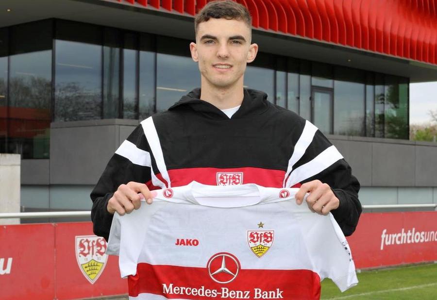 Patrick Vuc a fost legitimat la echipa secundă a lui VfB Stuttgart, însă n-a bifat nicio apariție pentru șvabi / Sursă foto: Facebook Are dublă cetățenie, germană și română, și a venit în Superligă pe urmele părinților: „Am ajuns în România cu bucurie, mândrie și speranță”