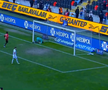 Alexandru Maxim, gol din afara careului // Capturi foto: X
