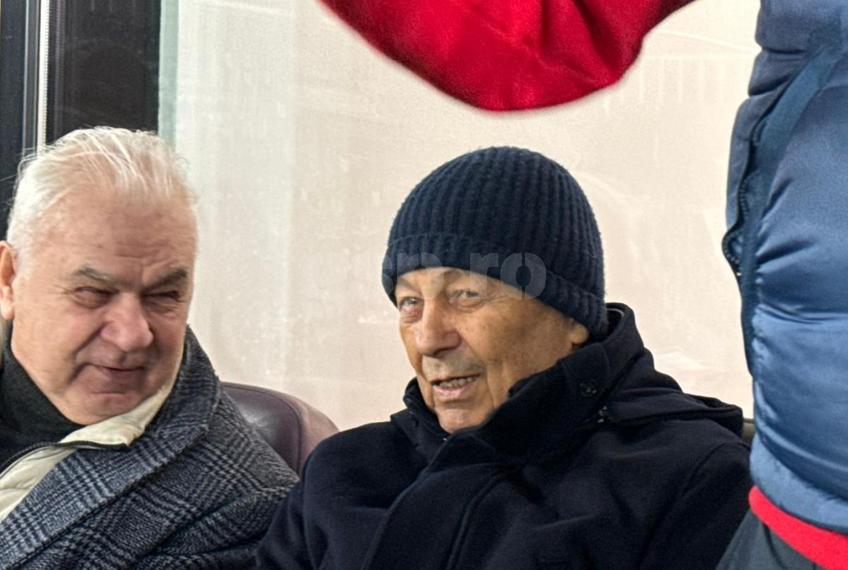 Mircea Lucescu, prima apariție în public după spitalizare // FOTO: Ionuț Iordache (GSP.ro)