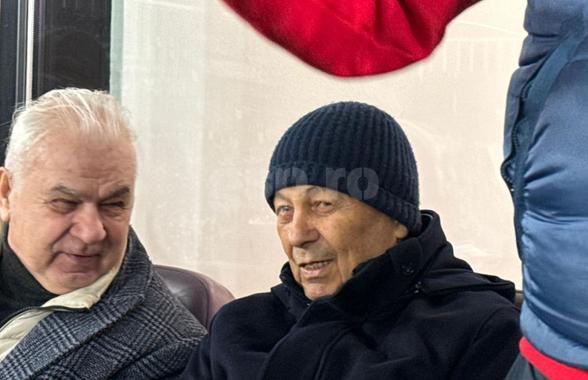 Mircea Lucescu, la prima apariție în public după spitalizare » Singurul om cu care a avut contact