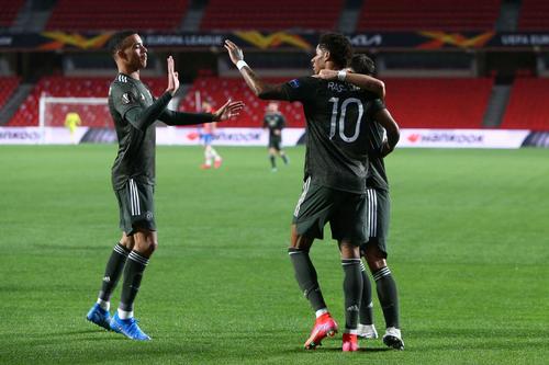Joi s-au disputat meciurile tur din „sferturile” Europa League: 3 favorite - AS Roma, Villarreal și Manchester United - au făcut un pas mare către semifinale.