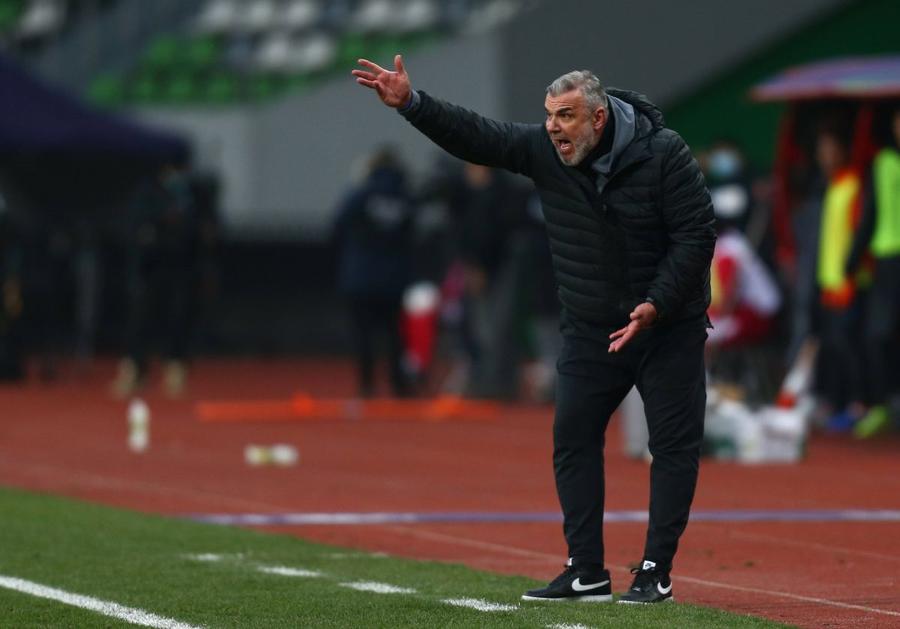 Cosmin Olăroiu // foto: Imago Șumudică, victorie categorică la debutul în grupele Ligii Campionilor Asiei » Olăroiu, eșec la limită în fața campioanei en-titre