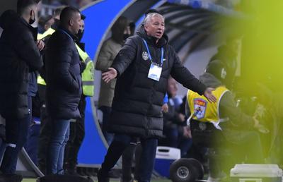 Dan Petrescu, reacție nervoasă la conferința de presă: „Nu mai înțeleg nimic! Sunt reguli care nici în Tanganyika și Tanzania nu există”