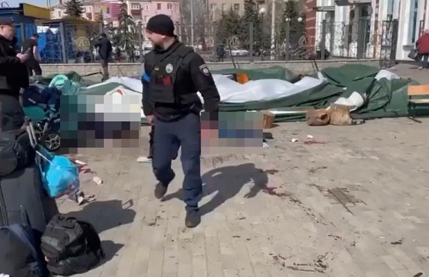 Război în Ucraina, ziua 44 » Cruzime cumplită a rușilor! Racheta cu care au ucis 39 de civili și au rănit alți peste 100 avea scris pe ea: „Pentru copii”