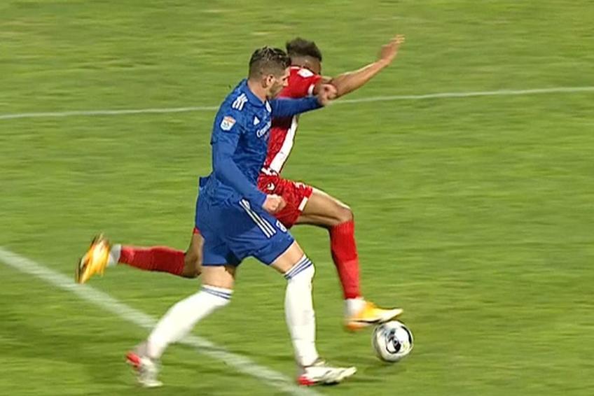 Contactul dintre Kovacic și Irobiso // foto: captură Orange Sport