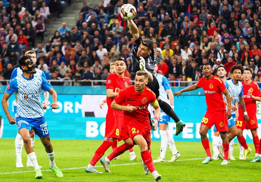 FCSB a trecut cu 2-0 de Universitatea Craiova în runda #3 din play-off Randamentul lui Becali: un titlu în 9 ani