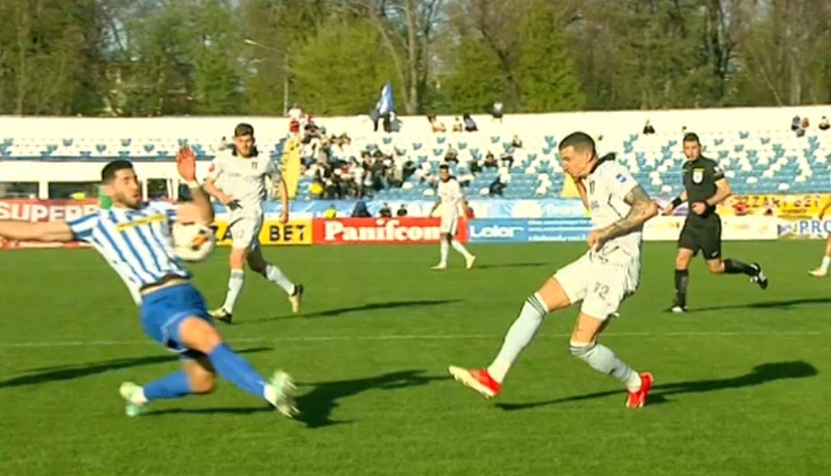 Două decizii VAR în Poli Iași - FCU Craiova