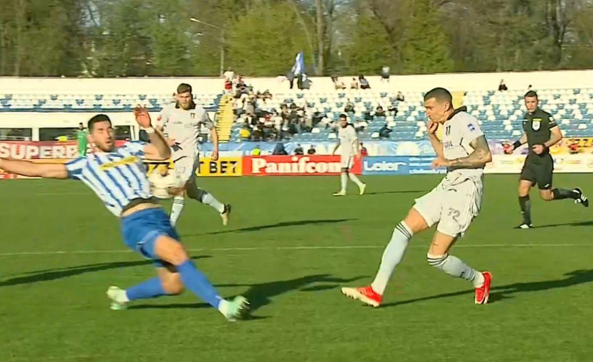 Două decizii VAR în Poli Iași - FCU Craiova