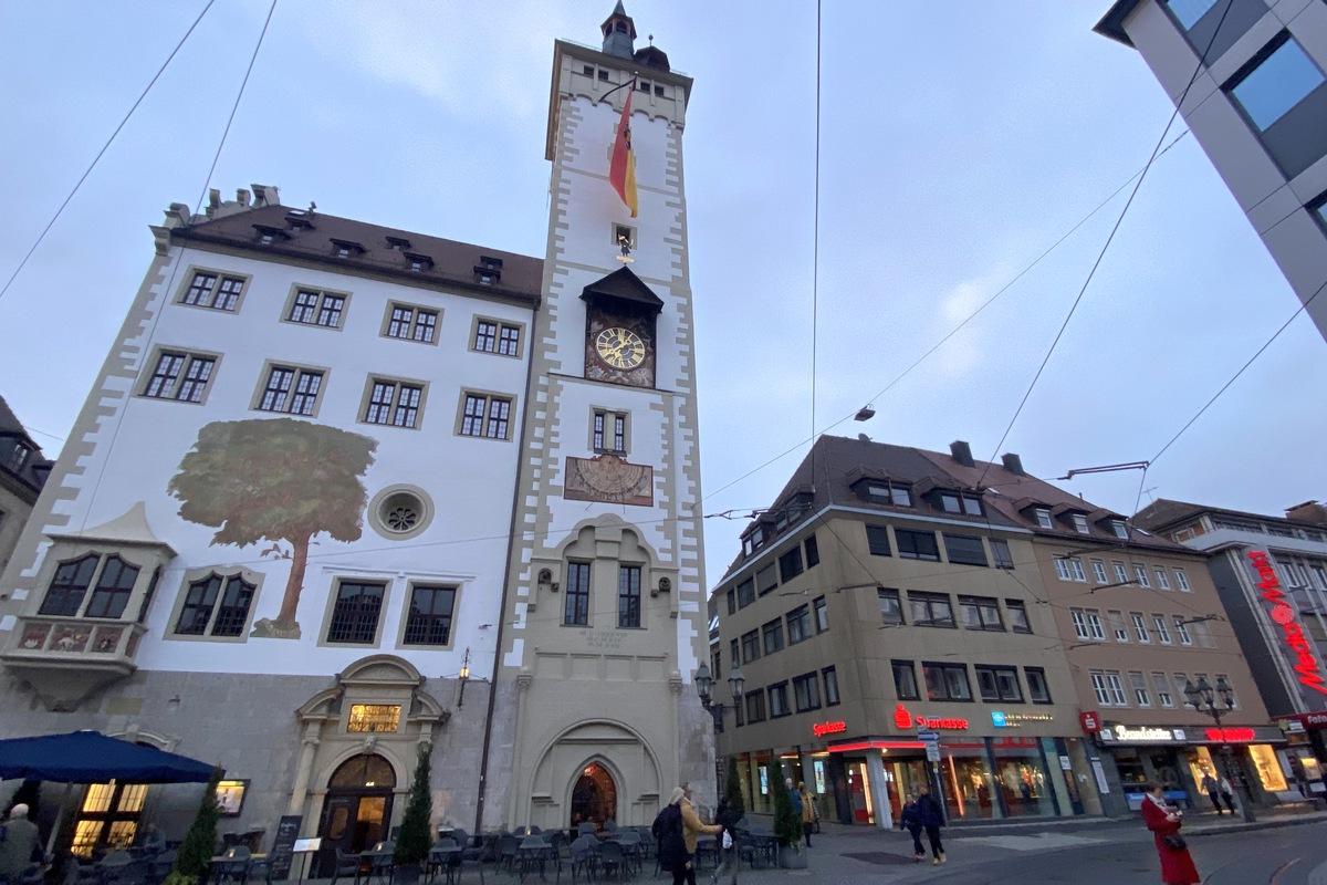 Nici covrigul nu mai e ce-a fost: un „bavarez” în Germania costă un „Grigorescu”!