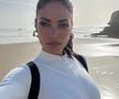 Pilotul Andrea Iannone, scene interzise minorilor cu iubita cântăreață în piscină » Elodie a postat imaginile din intimitate