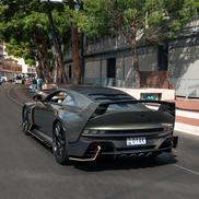 Alonso a primit un Aston Marin personalizat / FOTO: Instagram @astonmartin