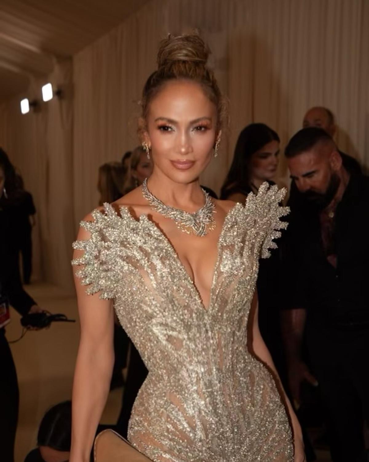 Apariția lui Jennifer Lopez a încins padocul Ferrari, în Arabia Saudită