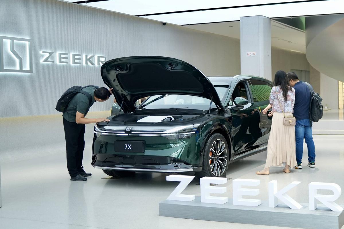 Dezastru pentru Elon Musk! Tesla s-a prăbușit pe piața din China din cauza unor necunoscuți » Cum arată modelele
