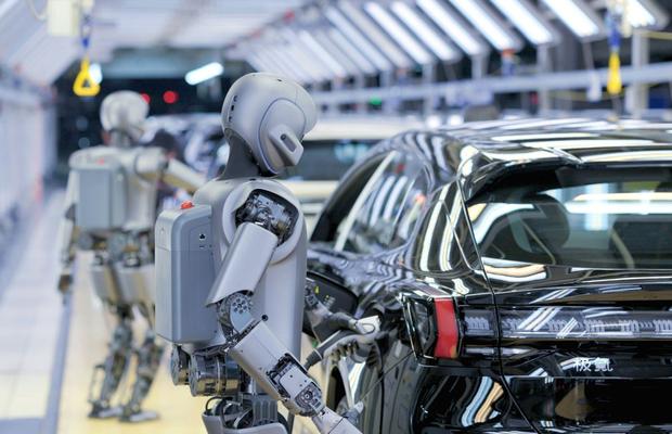 Dezastru pentru Elon Musk! Tesla s-a prăbușit pe piața din China din cauza unor necunoscuți » Cum arată modelele