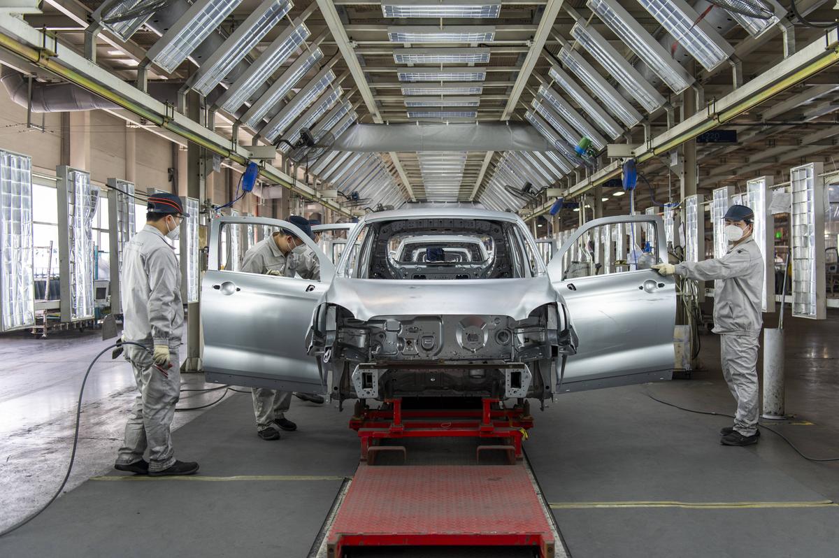 Dezastru pentru Elon Musk! Tesla s-a prăbușit pe piața din China din cauza unor necunoscuți » Cum arată modelele