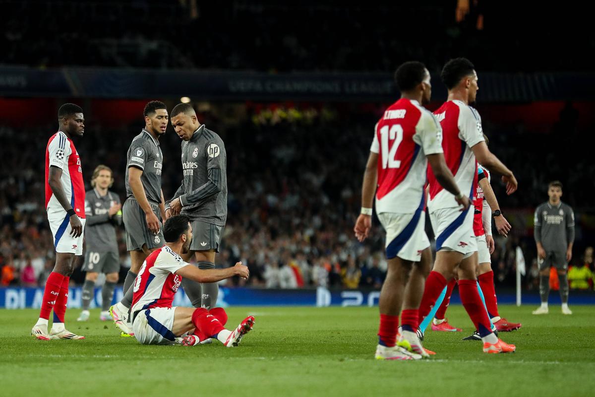 Arsenal a făcut instrucție cu Real Madrid » „Galacticii” sunt aproape eliminați din Liga Campionilor