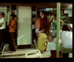 Sandu Boc în filmul „Nu filmăm să ne-amuzăm (1975)”. FOTO: Captură video