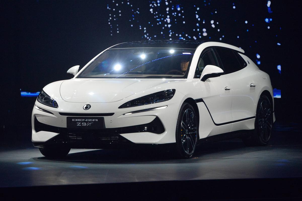 Dezastru pentru Elon Musk! Tesla s-a prăbușit pe piața din China din cauza unor necunoscuți » Cum arată modelele