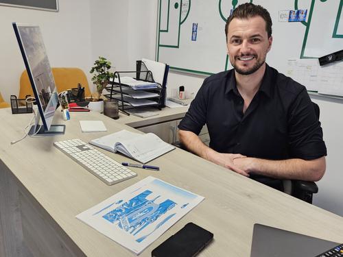 Mario Felgueiras în biroul său de la Universitatea Craiova
Foto Eduard Apostol