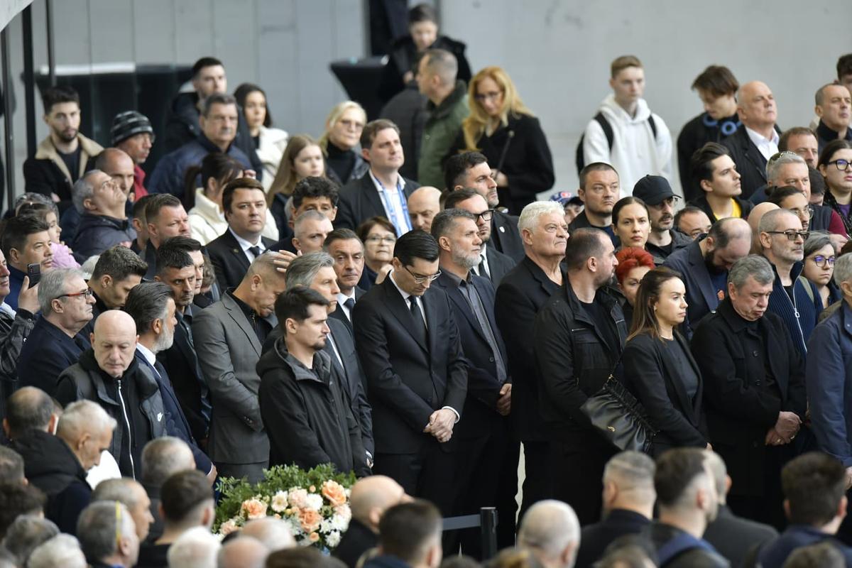Răzvan e Lucescu mai ales acum