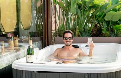 Cât de des ar trebui să folosești jacuzzi-ul pentru beneficii optime?