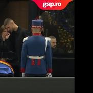 Daniel Bîrligea și iubita lui, la sicriul lui Mircea Lucescu