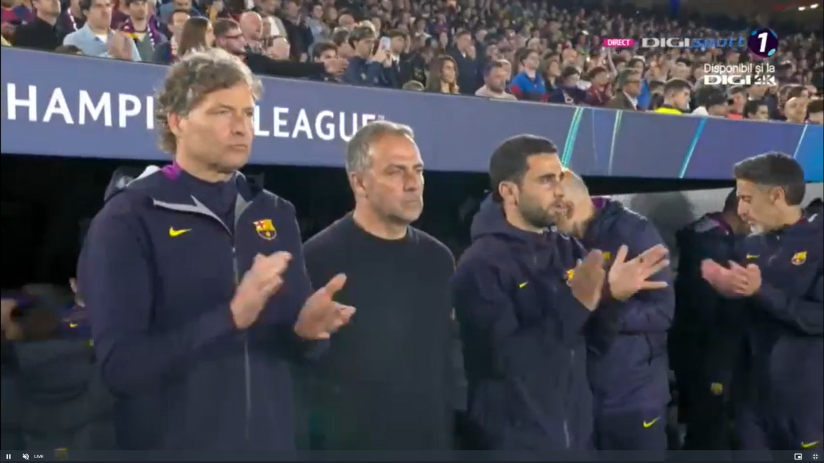 Scene impresionante în UCL la Barcelona și Paris, în memoria lui Mircea Lucescu