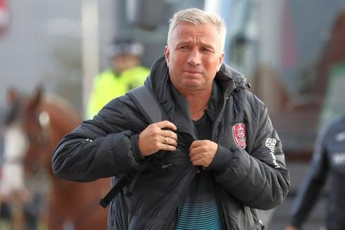 Dan Petrescu a rămas fără secundul Alin Minteuan. foto: Guliver/Getty Images