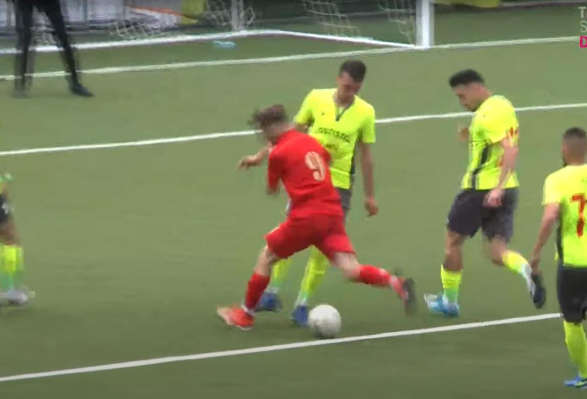 Penalty Moștiștea Ulmu - Steaua // Capturi: TV Telekom Sport
