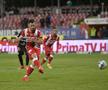 Penalty și eliminare în favoarea lui Dinamo în prima repriză » Jucătorul lui Hermannstadt, uimit de decizia arbitrului