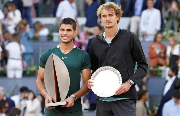 Carlos Alcaraz, noul rege de la Madrid! Spaniolul l-a zdrobit în finală pe Alexander Zverev și a încheiat pe cai mari o săptămână de vis