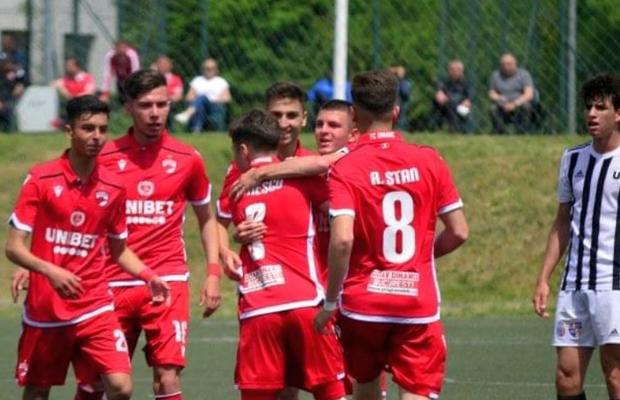 Dinamo e în pragul colapsului în Liga 1, dar la juniori e aproape de o nouă finală în Liga Elitelor!