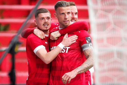 Toby Alderweireld, în centru // foto: Imago Images