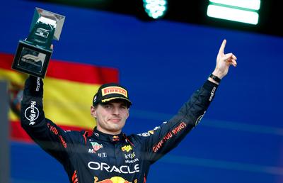 Nimeni nu-l poate opri pe Max Verstappen! A câștigat Marele Premiu de la Miami, deși a plecat de pe 9 » Ploaie de vedete în Florida