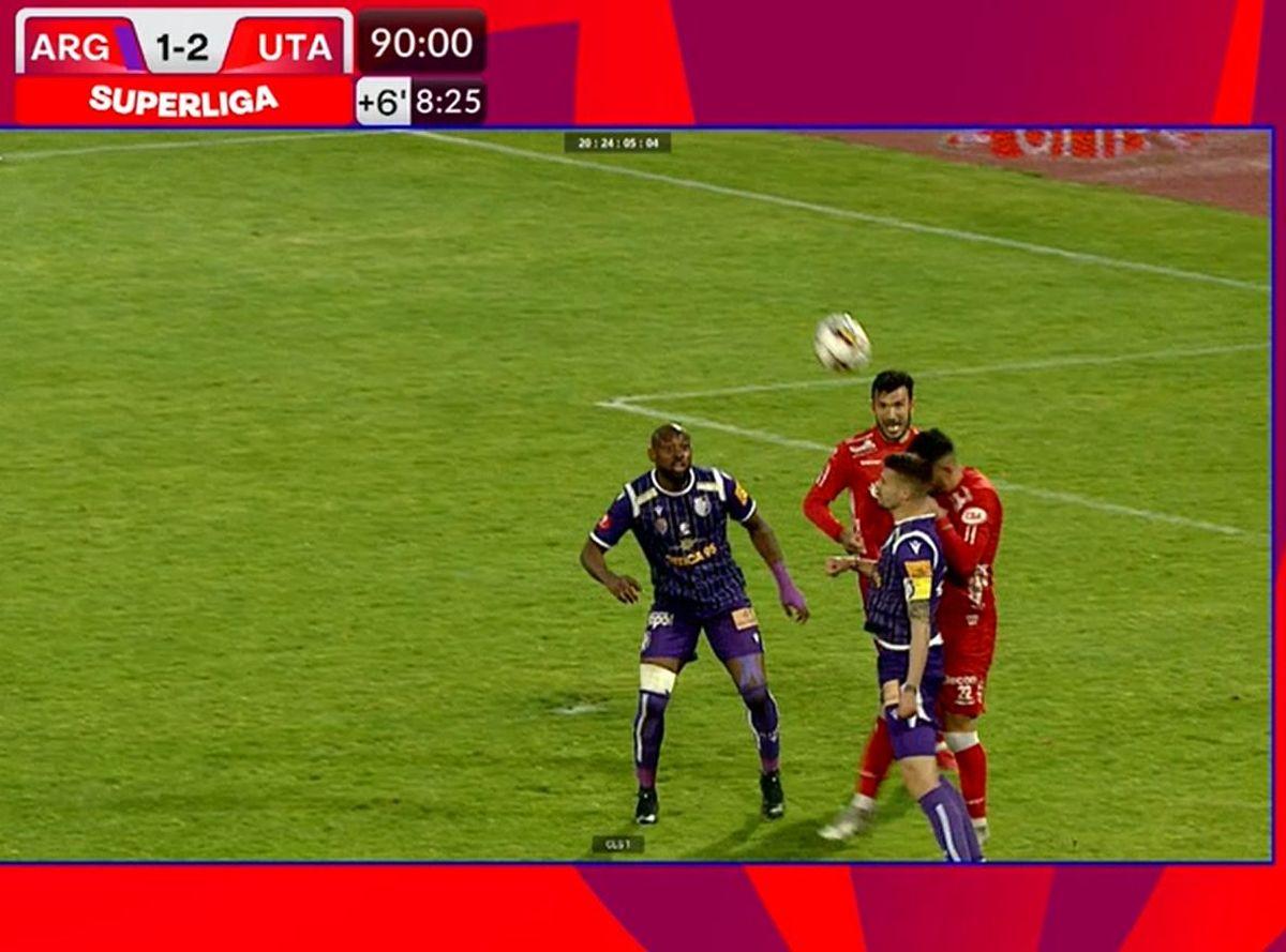 Rednic a vrut să scoată echipa de pe teren în FC Argeș - UTA Arad