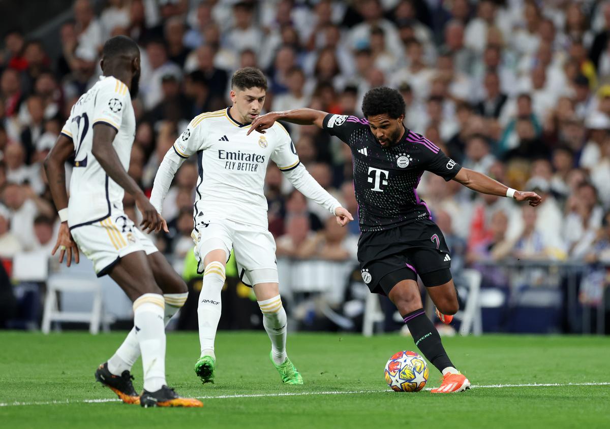 De la retrogradare la unul dintre granzii Europei » Vincent Kompany, prezentat oficial pe Allianz Arena
